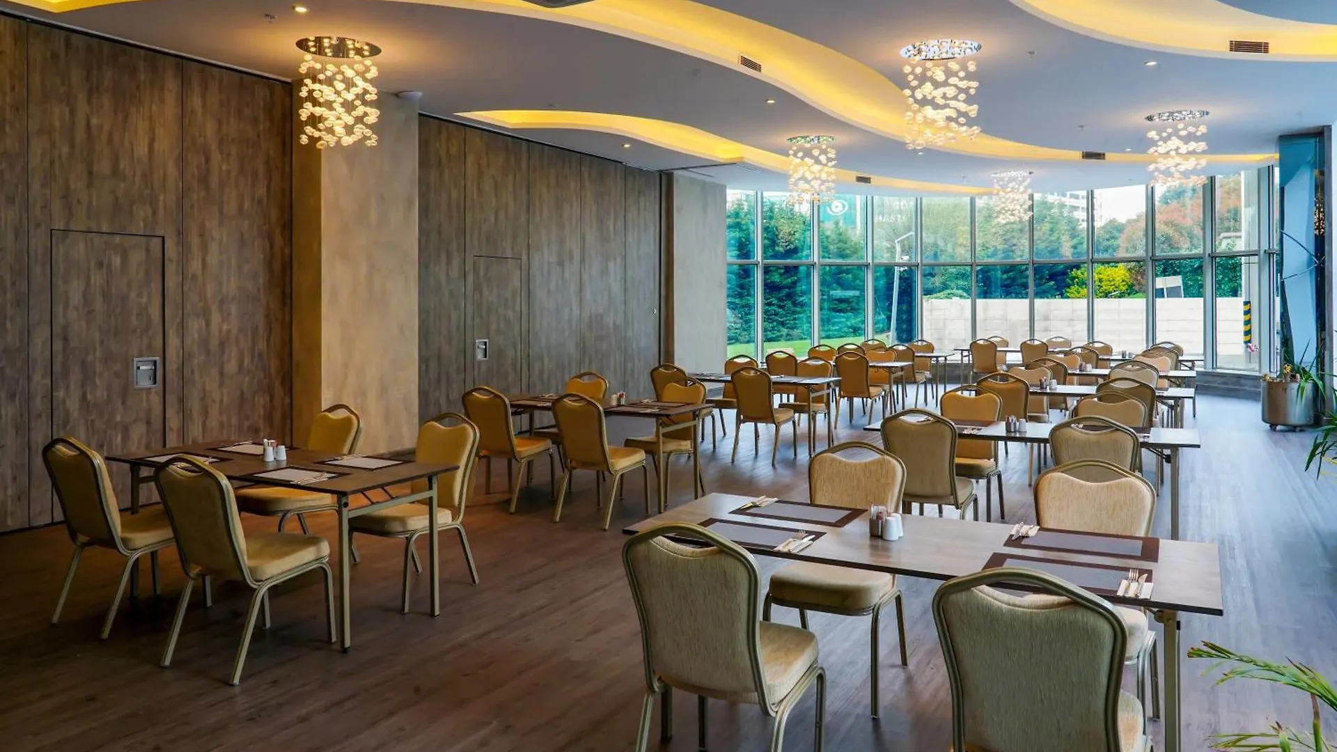 Ramada Encore Istanbul Bayrampasa